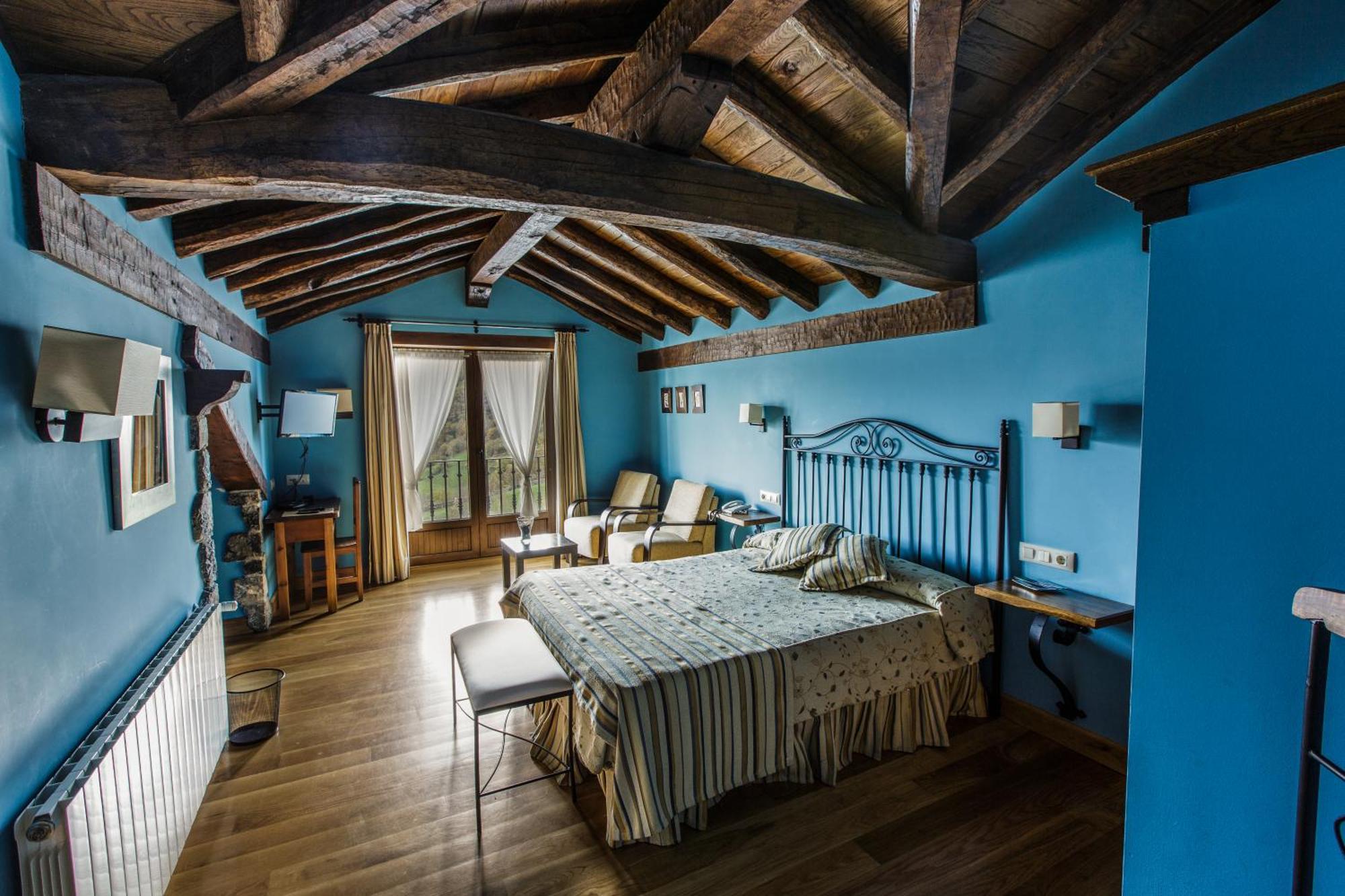 Mini-hôtel La De Cucayo